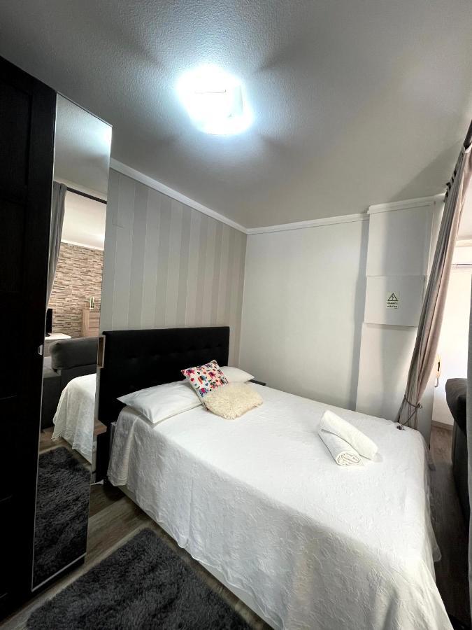 Marina Plaza Apartment Виламура Екстериор снимка