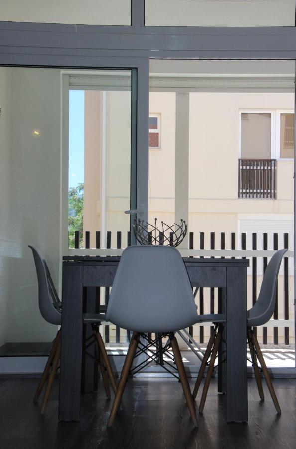 Marina Plaza Apartment Виламура Екстериор снимка
